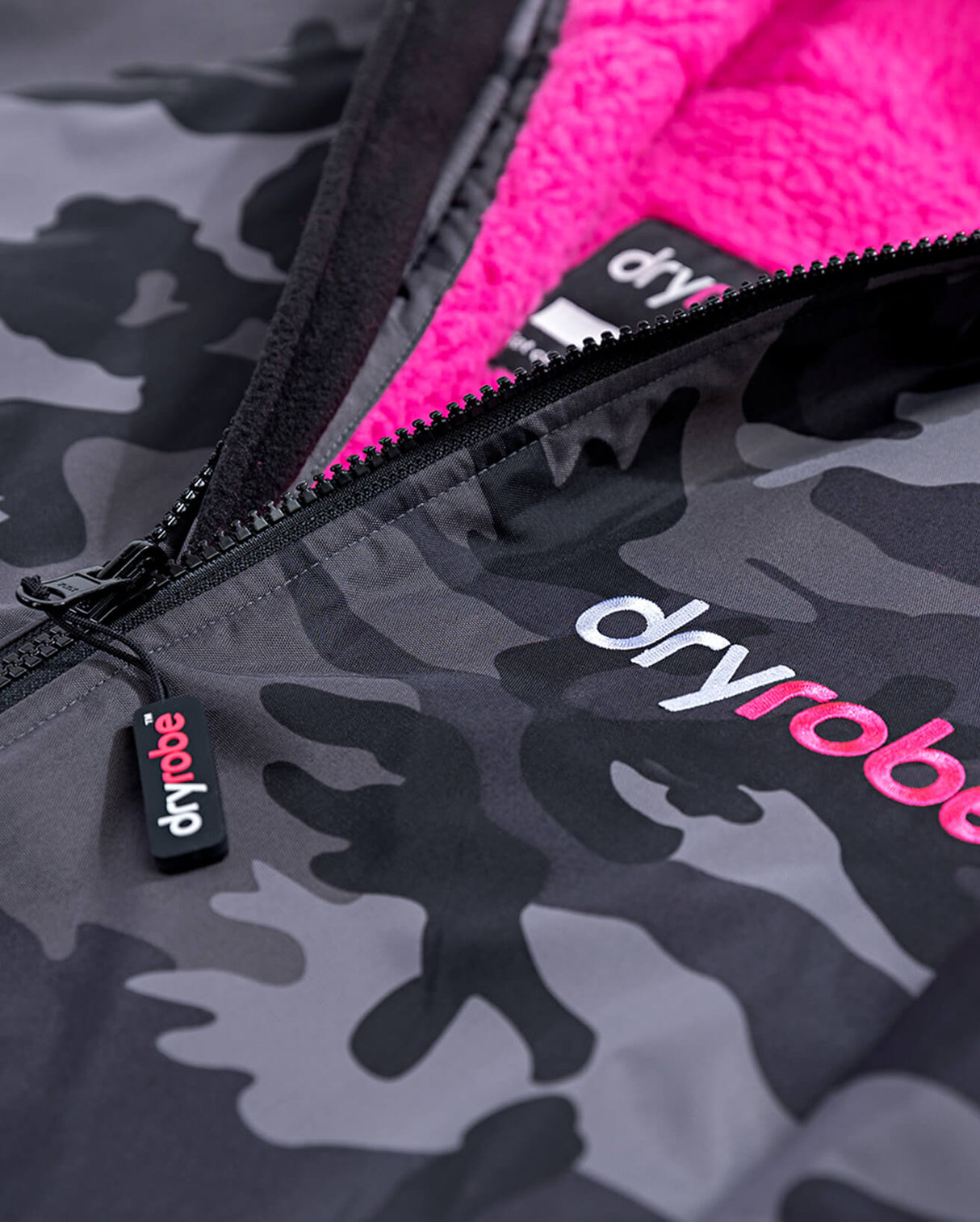 Dryrobe - Black Camo (Long Sleeved)