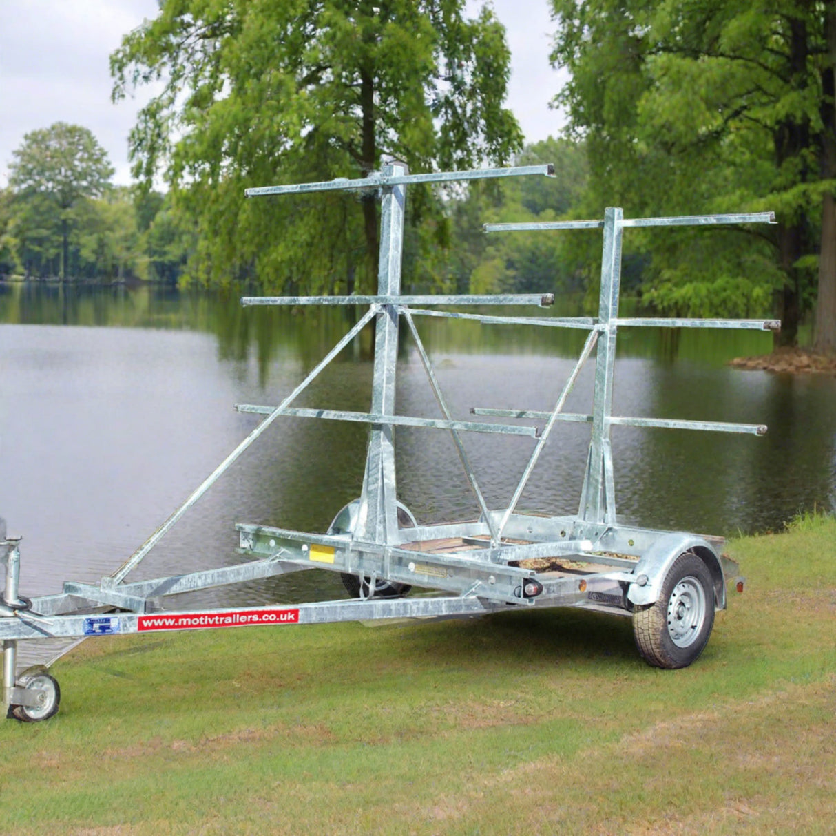 Motiv Canoe and Kayak Trailers - MC3B with Wheel